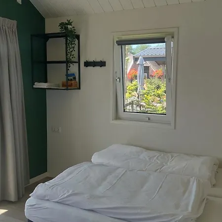 Recreatie Aan De Vecht, Hooibergje 3, *