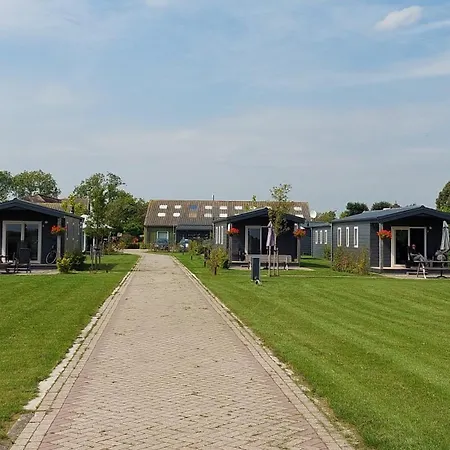 Camping Recreatie Aan De Vecht, Hooibergje 3, Weesp