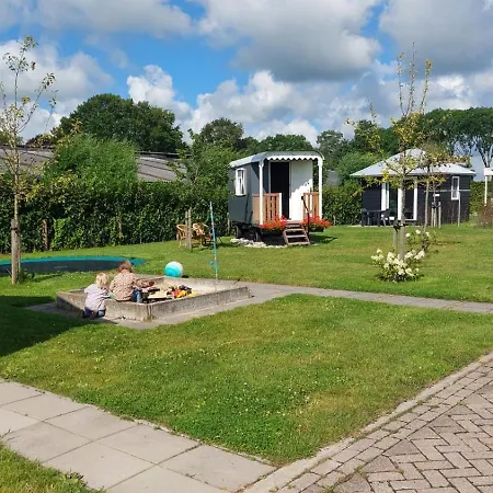 Recreatie Aan De Vecht, Hooibergje 3,